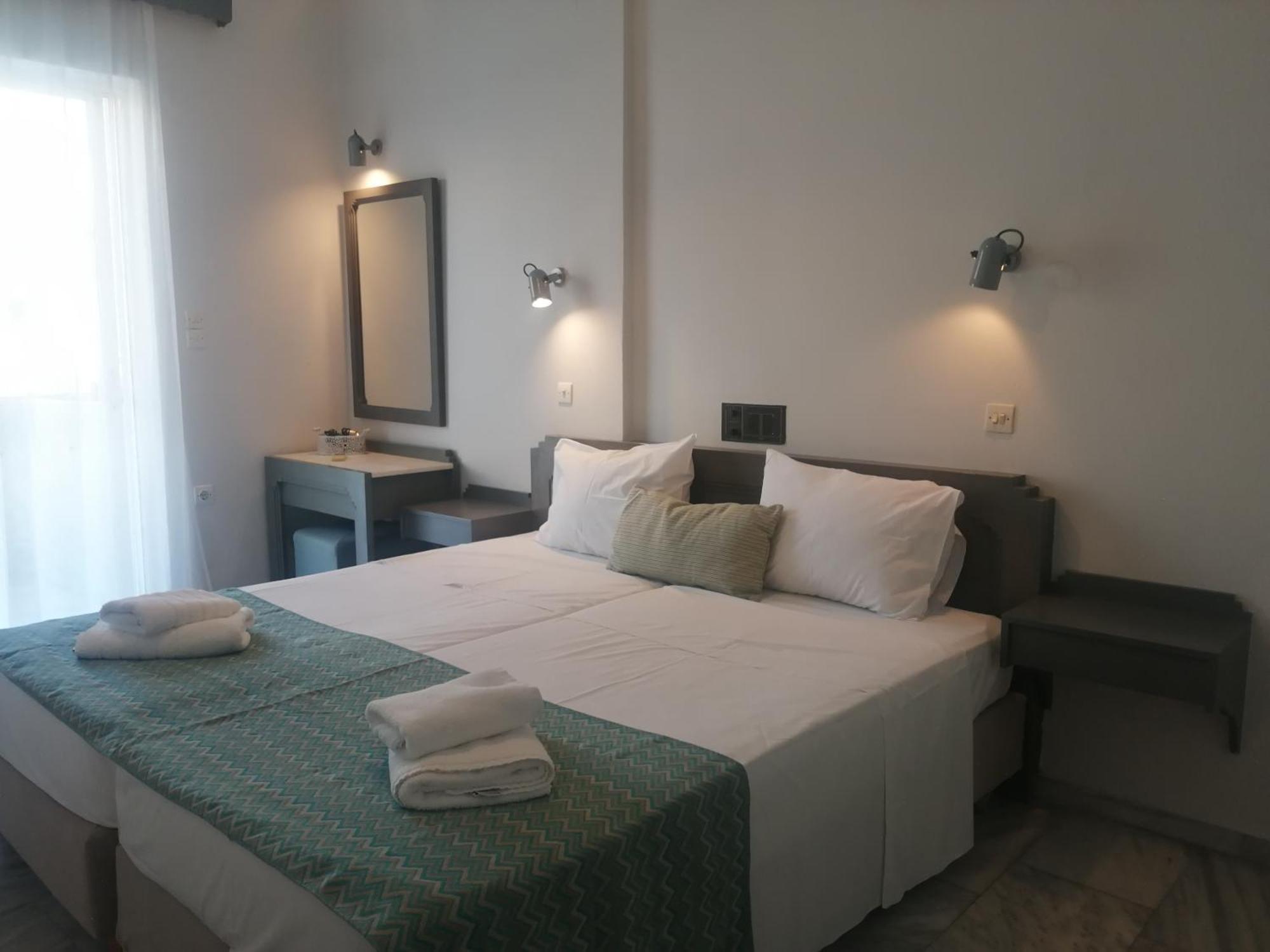 Mardinik Hotel Apartments Rethymno Quarto foto